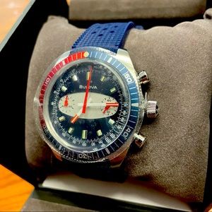 Bulova Mens Divers Chronograph Surf Board Watch Silicone Band 200m Waterproof